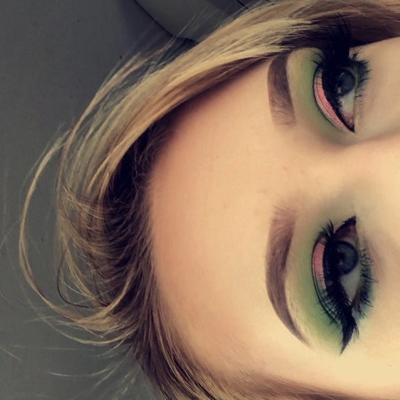 Meet your Posher, Lily - Picture 1 of 1